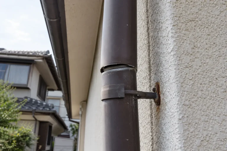 竪樋のずれ・詰まり