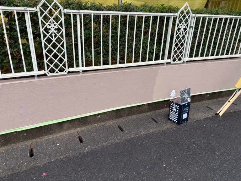 擁壁 中塗り 上塗り