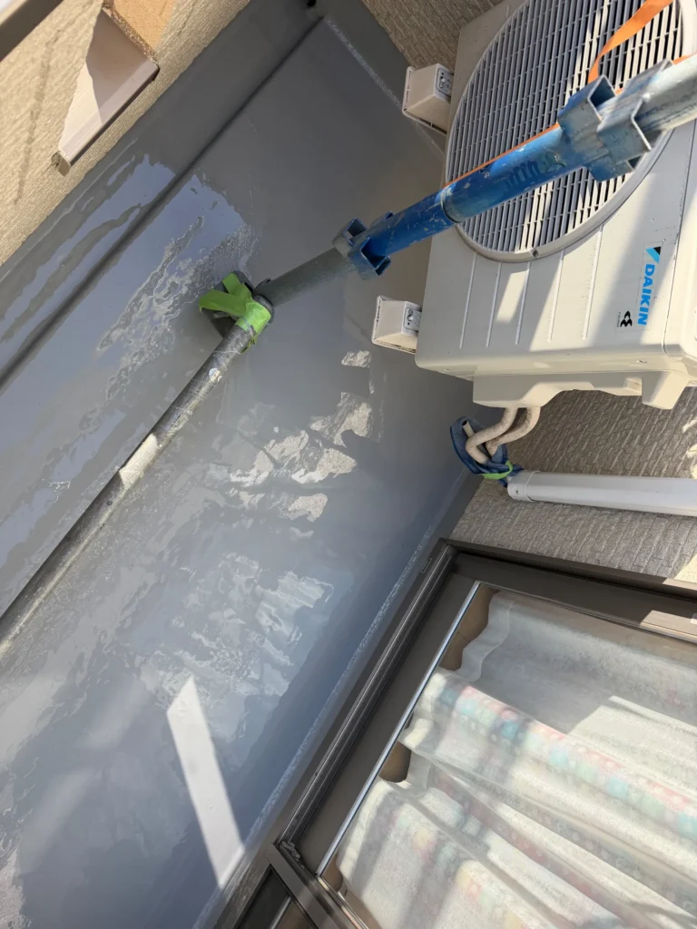 べランド防水 中塗り